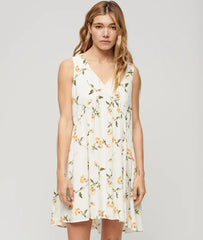 Volume Sleeveless Dress