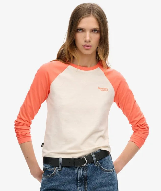 Essential Logo Long Sleeve Baseball Top