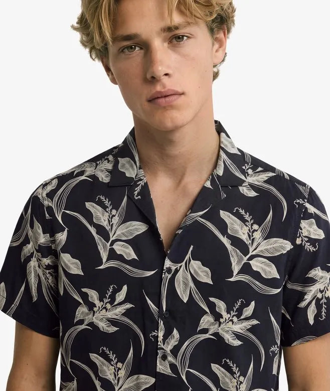Hawaiian Print Short Sleeve Shirt