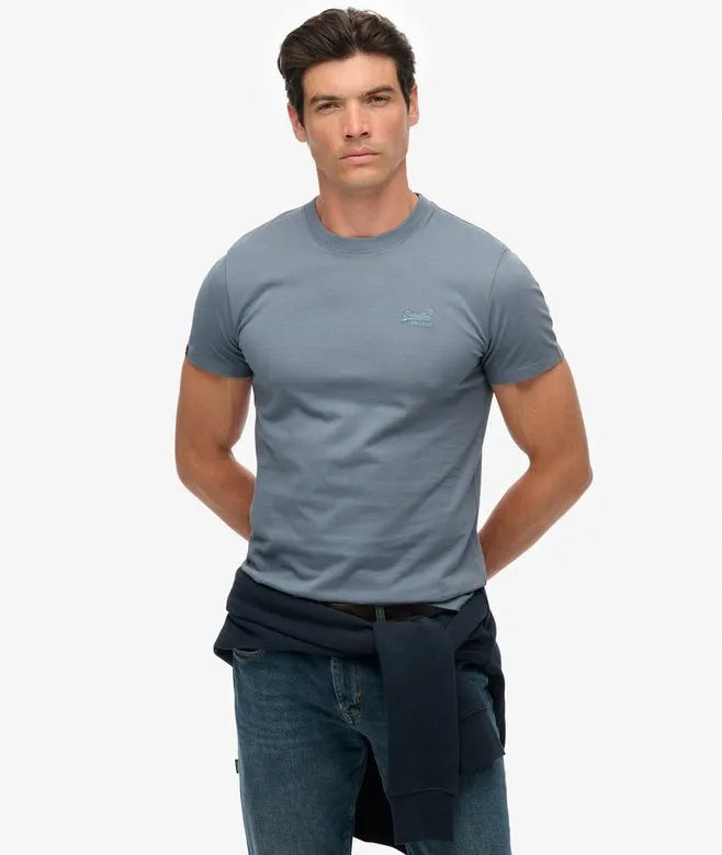 Essential Logo T-Shirt