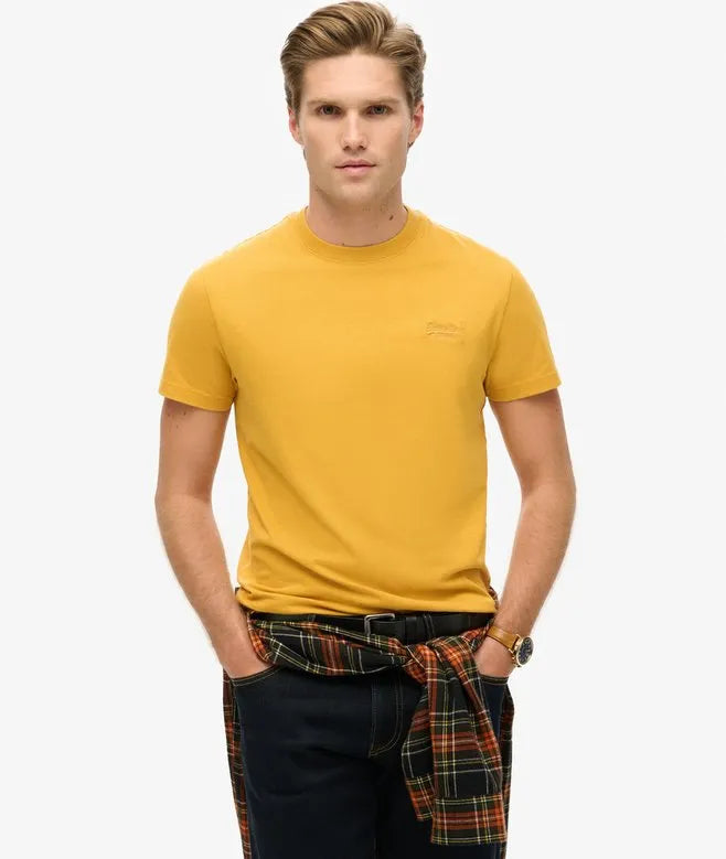 Essential Logo T-Shirt