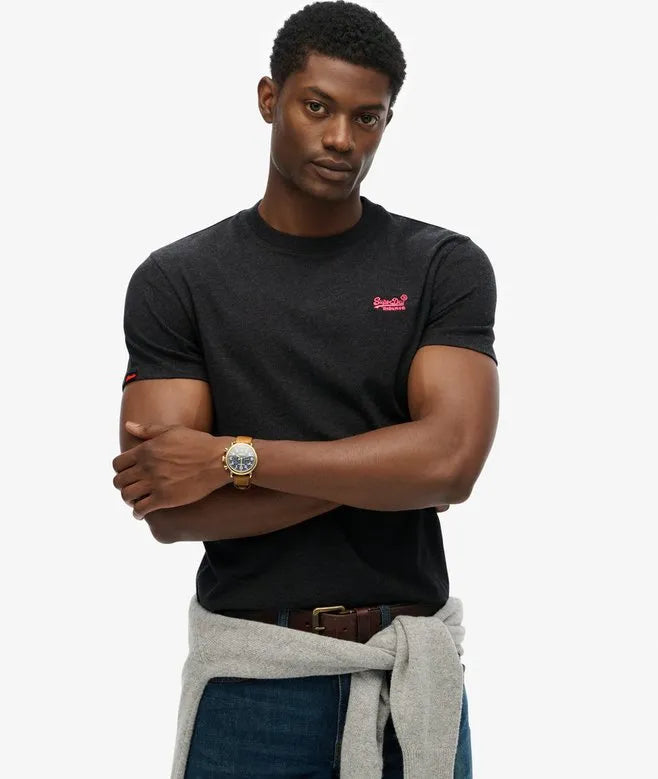 Essential Logo T-Shirt