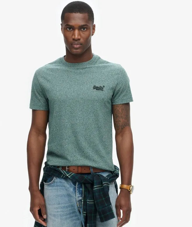 Essential Logo T-Shirt